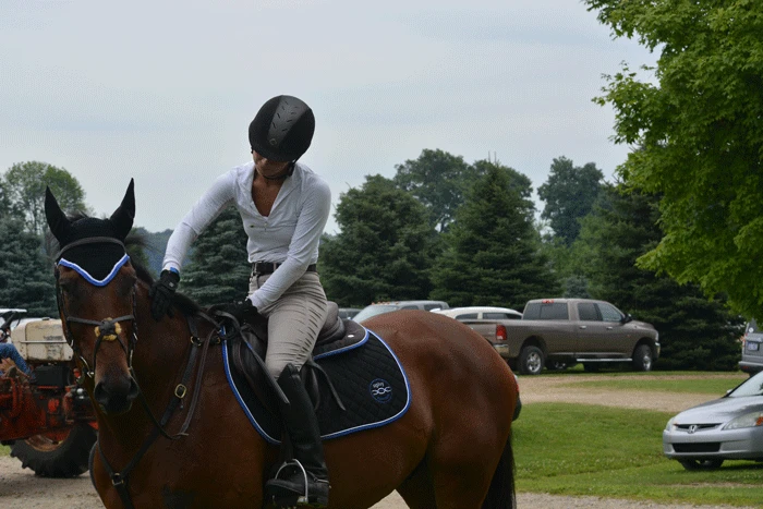 Ogilvy Equestrian Ogilvy Jump Profile Pad - Custom Saddle Pads & Fittings 5 Ogilvy Equestrian Ogilvy Jump Profile Pad - Custom Saddle Pads & Fittings