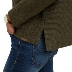 Ariat Women's Three Chimney Sweater 9 Ariat Women's Three Chimney Sweater