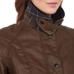 Barbour Beadnell Wax Jacket
